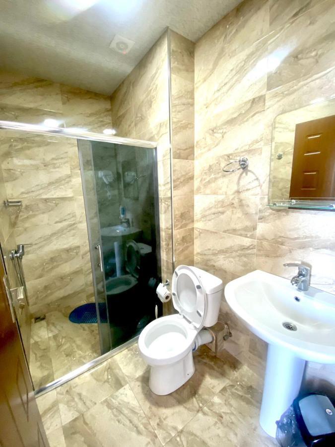 Mimino Aparthotel Batoemi Buitenkant foto