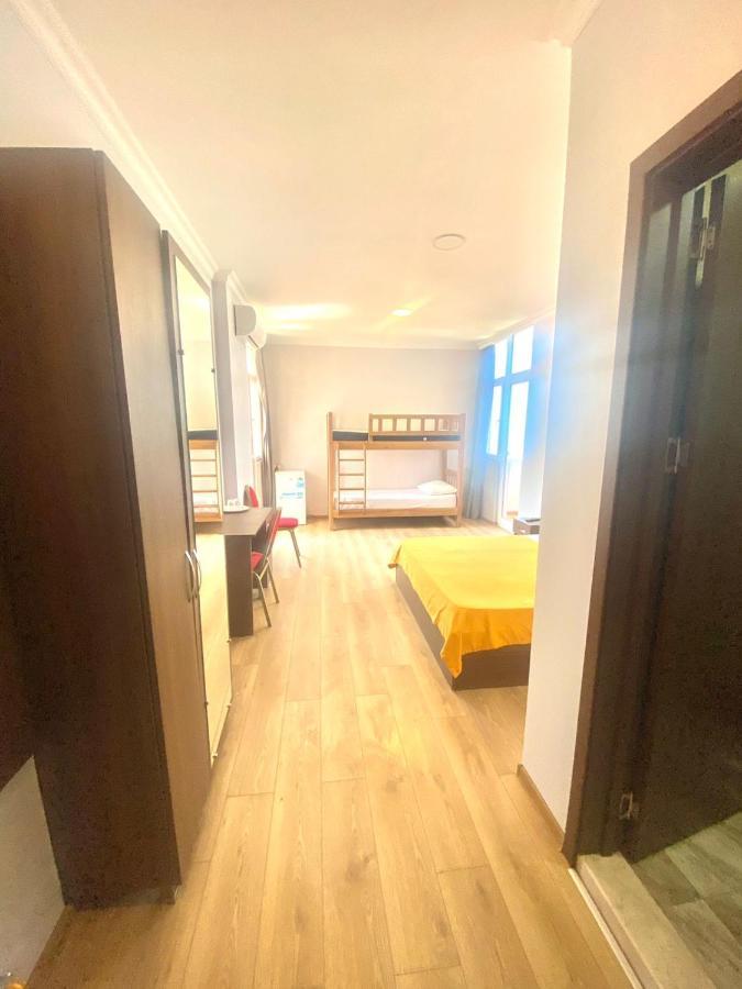 Mimino Aparthotel Batoemi Buitenkant foto