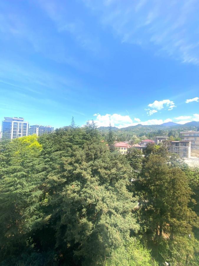 Mimino Aparthotel Batoemi Buitenkant foto