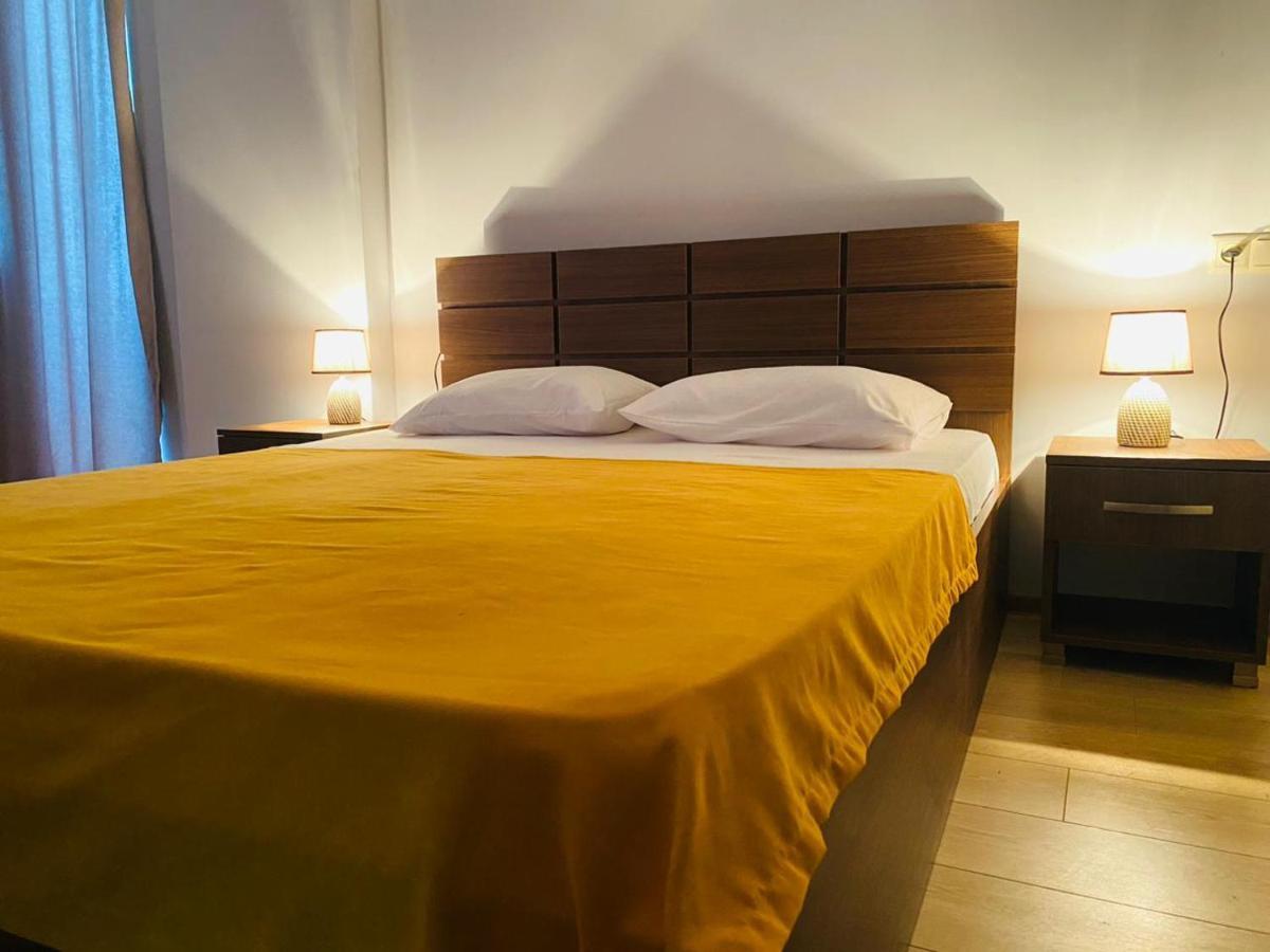 Mimino Aparthotel Batoemi Buitenkant foto