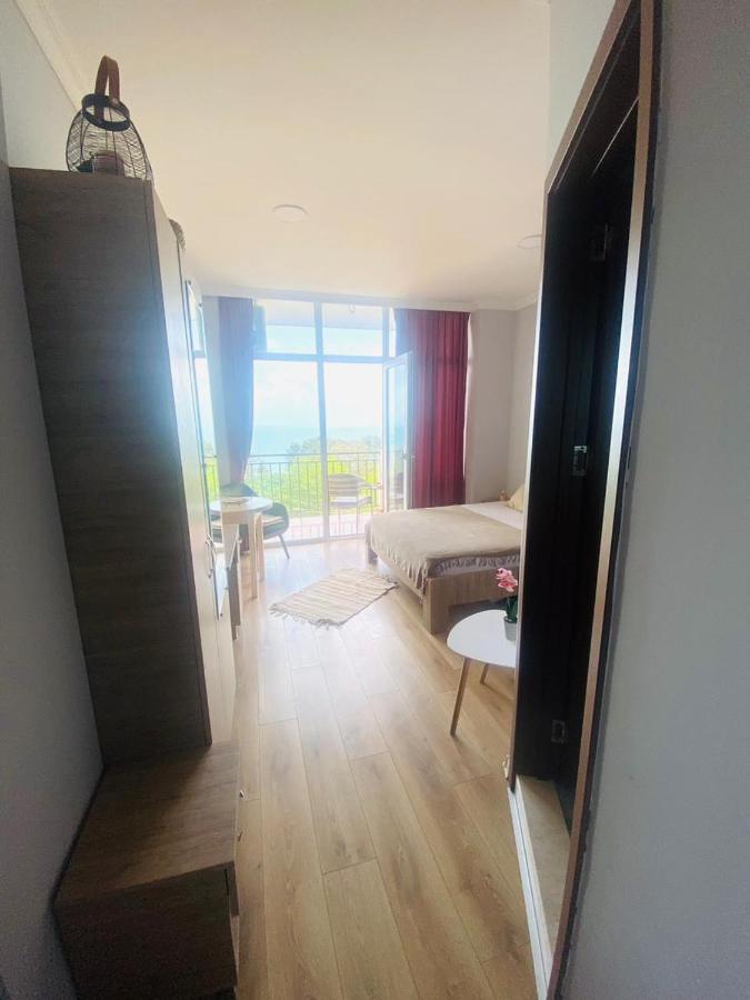 Mimino Aparthotel Batoemi Buitenkant foto